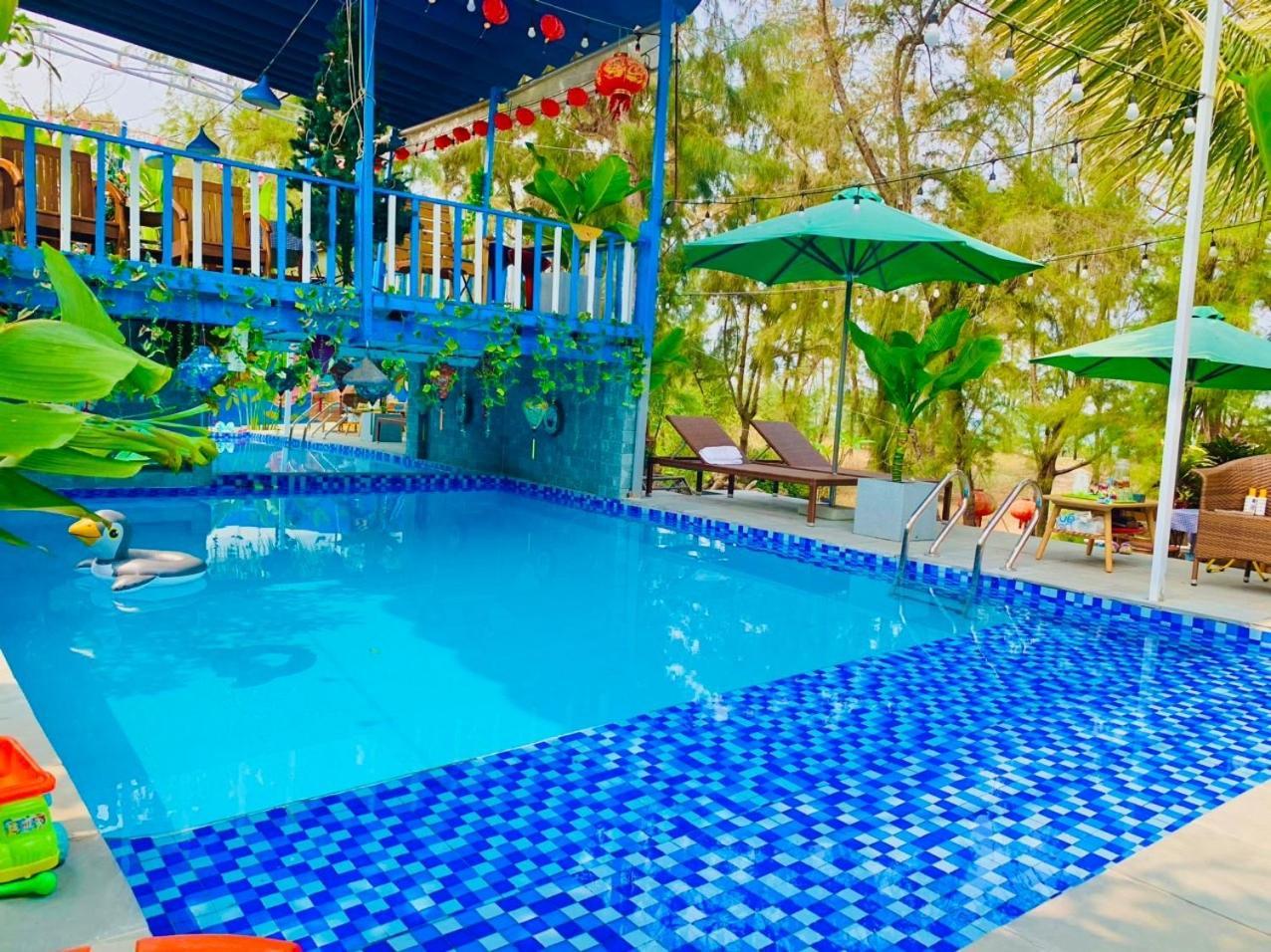 Charming And Spacious Beach Homestay 4 Rooms 1 Pool Entire Palace Điện Bàn Ngoại thất bức ảnh