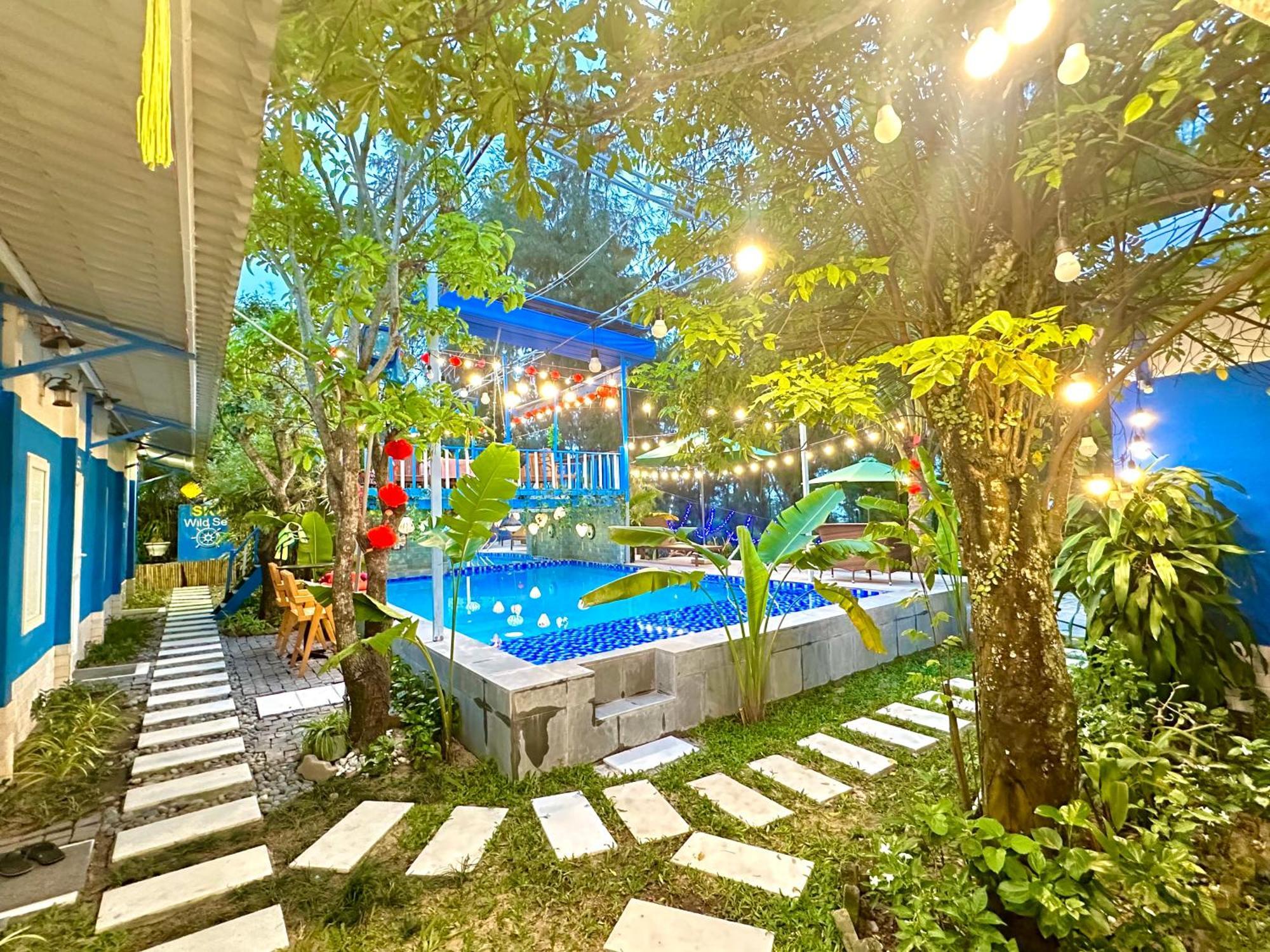 Charming And Spacious Beach Homestay 4 Rooms 1 Pool Entire Palace Điện Bàn Ngoại thất bức ảnh